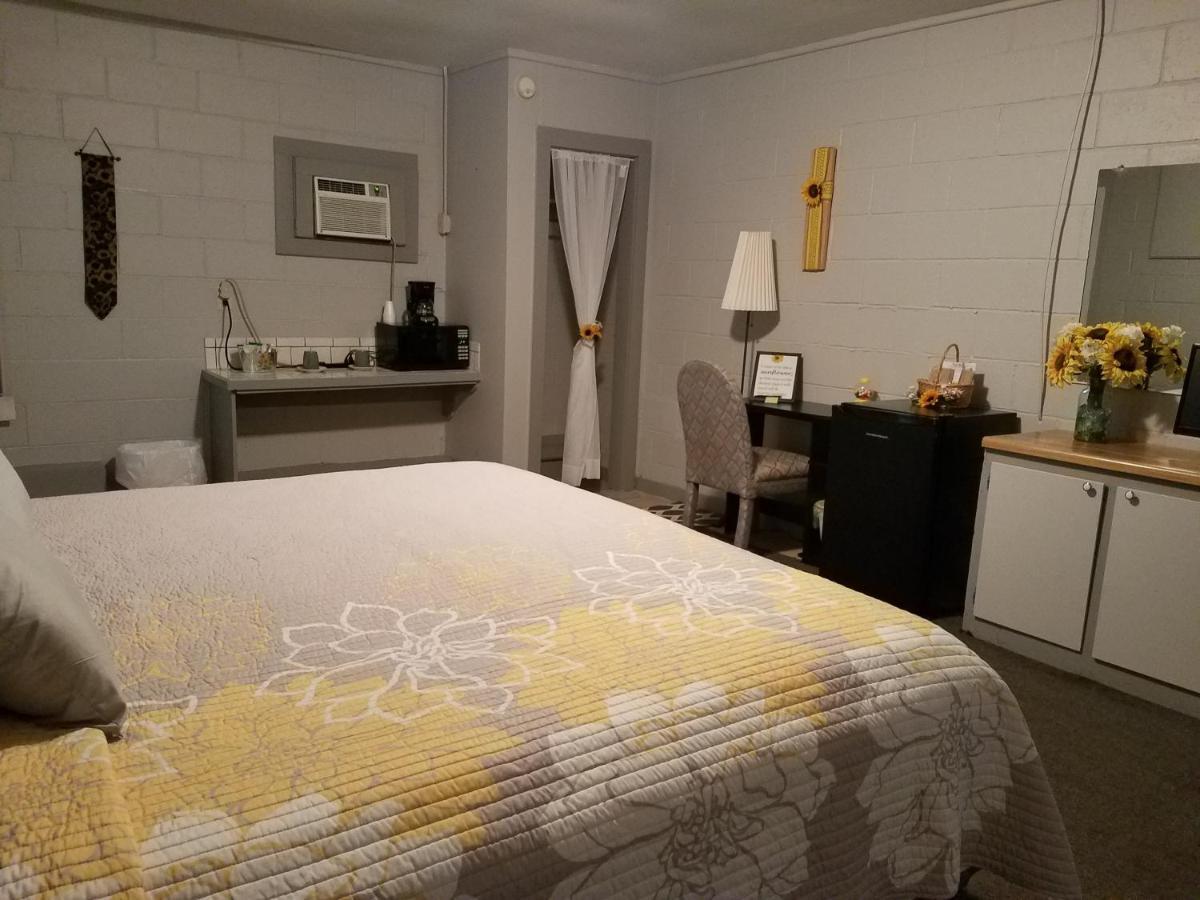 Canton Motel 外观 照片